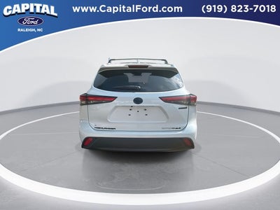 2023 Toyota Highlander Hybrid XLE