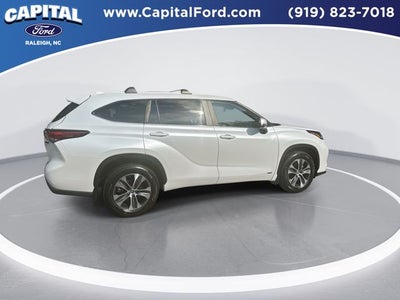 2023 Toyota Highlander Hybrid XLE
