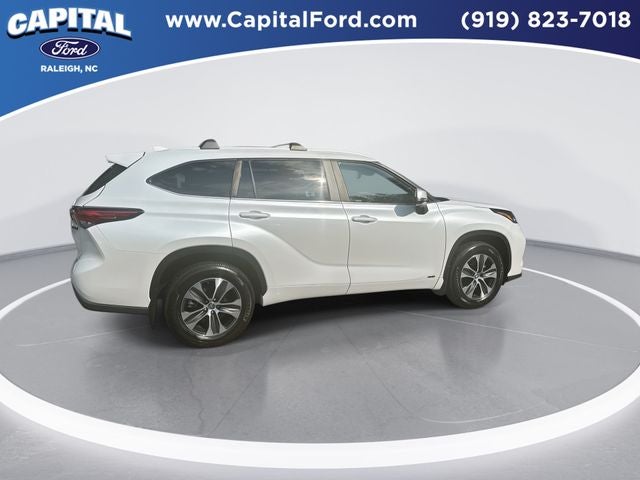 2023 Toyota Highlander Hybrid XLE
