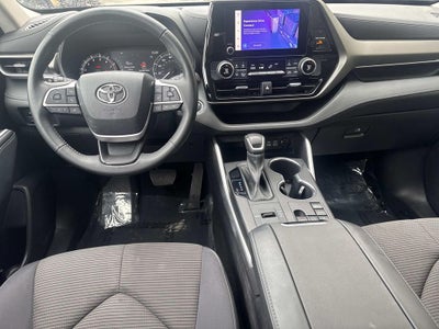 2023 Toyota Highlander LE