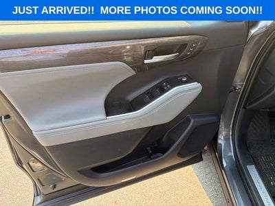 2025 Toyota Highlander Limited