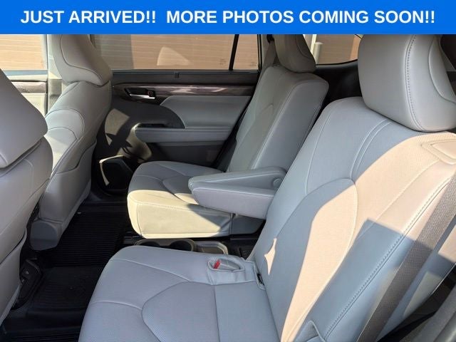 2025 Toyota Highlander Limited