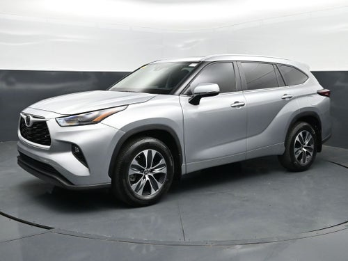 2025 Toyota Highlander XLE