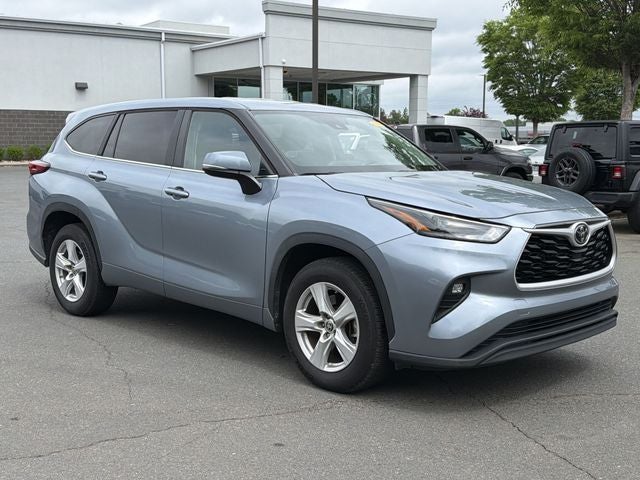 2023 Toyota Highlander LE