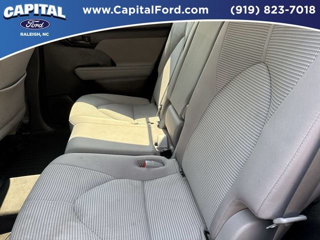2023 Toyota Highlander LE