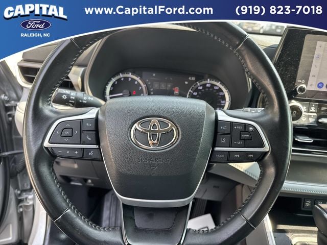 2023 Toyota Highlander LE