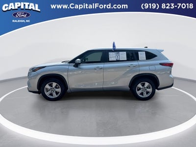 2023 Toyota Highlander LE