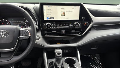 2026 Toyota Highlander XLE