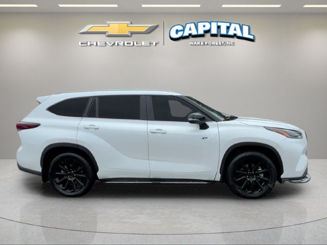 2026 Toyota Highlander XLE