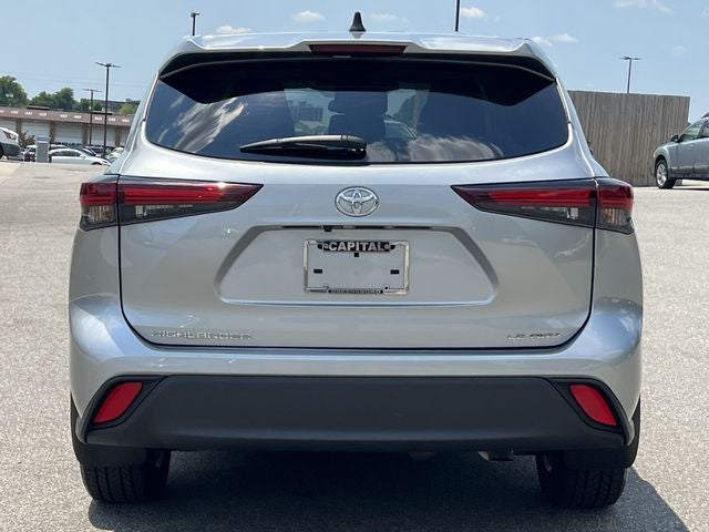 2024 Toyota Highlander LE