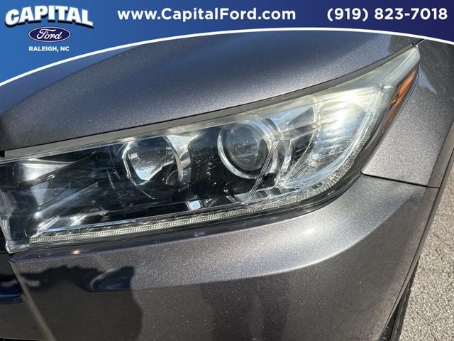 2017 Toyota Highlander SE