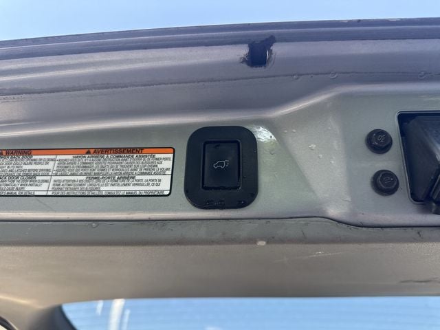 2017 Toyota Sienna SE Premium 8 Passenger