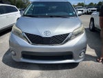 2017 Toyota Sienna SE Premium 8 Passenger