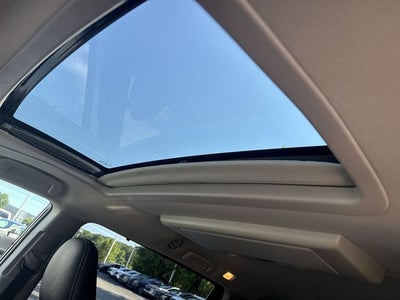 2017 Toyota Sienna SE Premium 8 Passenger