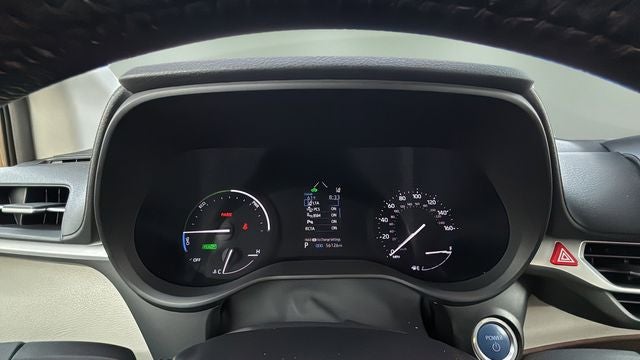 2024 Toyota Sienna XLE 8 Passenger