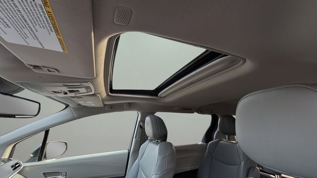 2024 Toyota Sienna XLE 8 Passenger