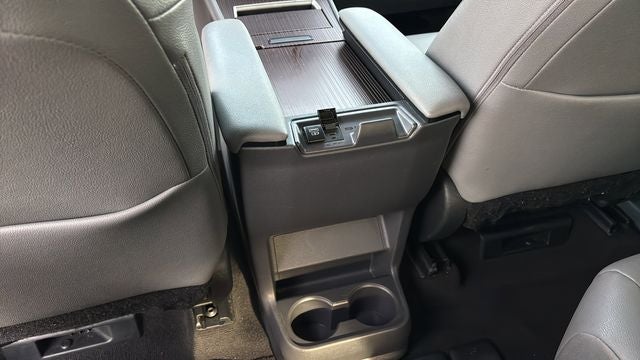 2024 Toyota Sienna XLE 8 Passenger