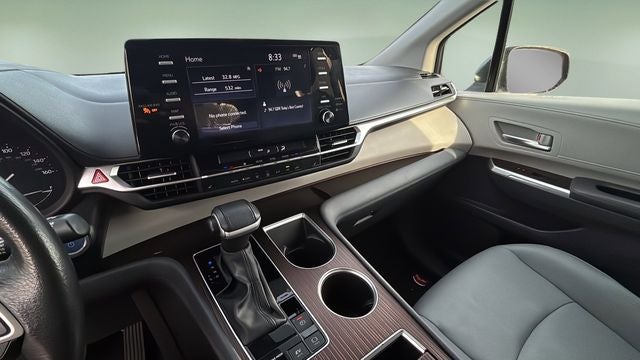 2024 Toyota Sienna XLE 8 Passenger