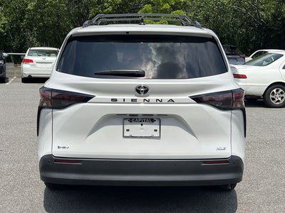 2026 Toyota Sienna XLE 8 Passenger