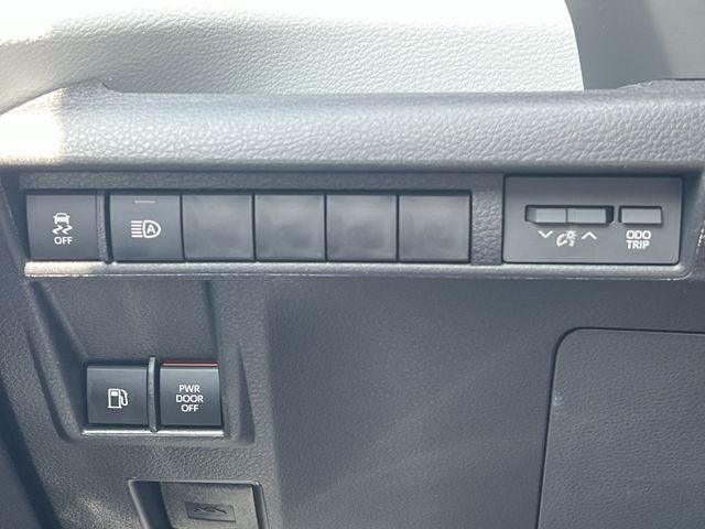 2026 Toyota Sienna XLE 8 Passenger