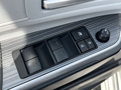 2026 Toyota Sienna XLE 8 Passenger