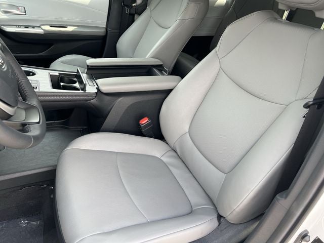 2026 Toyota Sienna XLE 8 Passenger