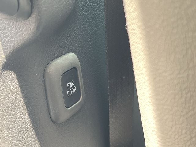 2026 Toyota Sienna XLE 8 Passenger