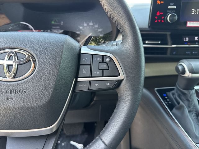 2024 Toyota Sienna XLE 7 Passenger