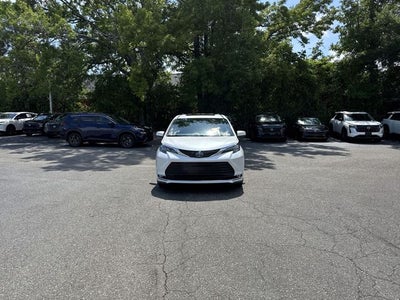 2024 Toyota Sienna XLE 7 Passenger