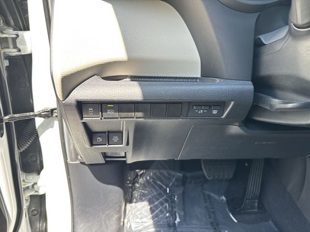 2024 Toyota Sienna XLE 7 Passenger