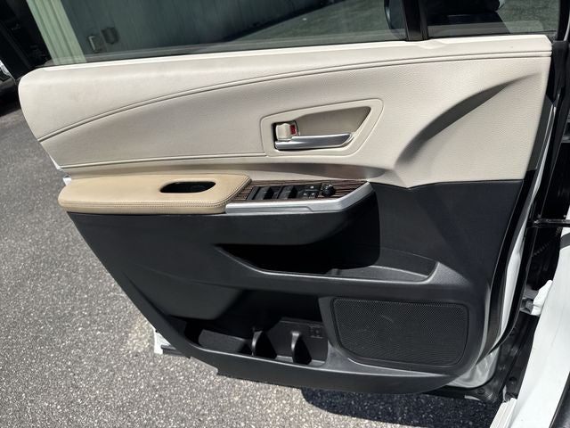 2024 Toyota Sienna XLE 7 Passenger