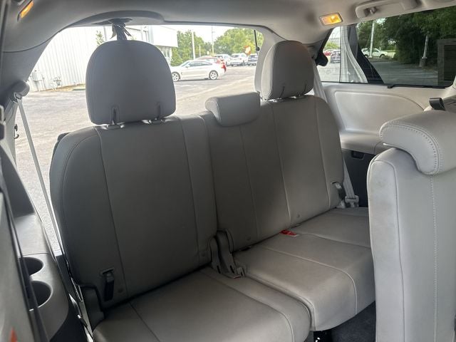 2018 Toyota Sienna XLE 8 Passenger