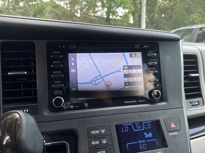 2018 Toyota Sienna XLE 8 Passenger