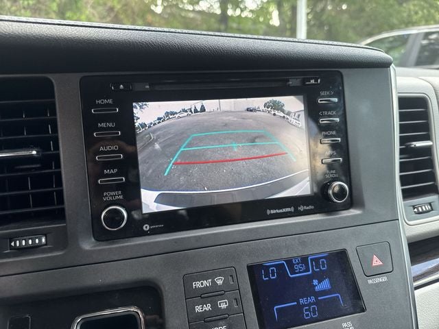 2018 Toyota Sienna XLE 8 Passenger
