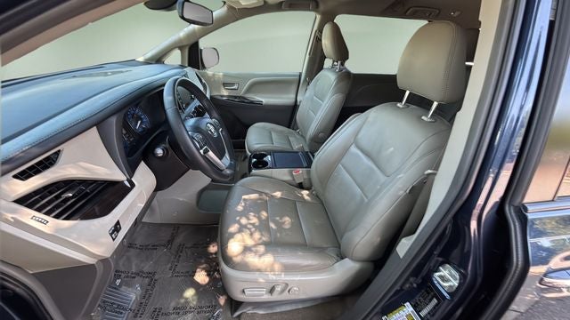 2019 Toyota Sienna XLE 8 Passenger