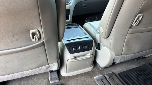 2019 Toyota Sienna XLE 8 Passenger