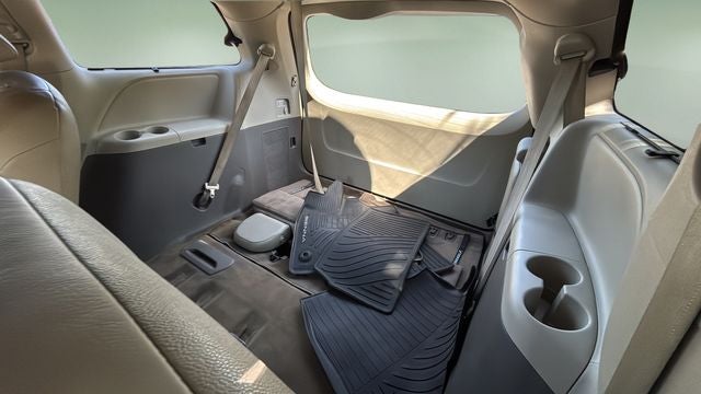 2019 Toyota Sienna XLE 8 Passenger