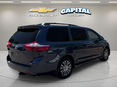 2019 Toyota Sienna XLE 8 Passenger