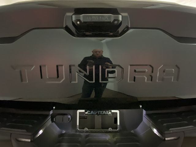 2023 Toyota Tundra Hybrid Platinum