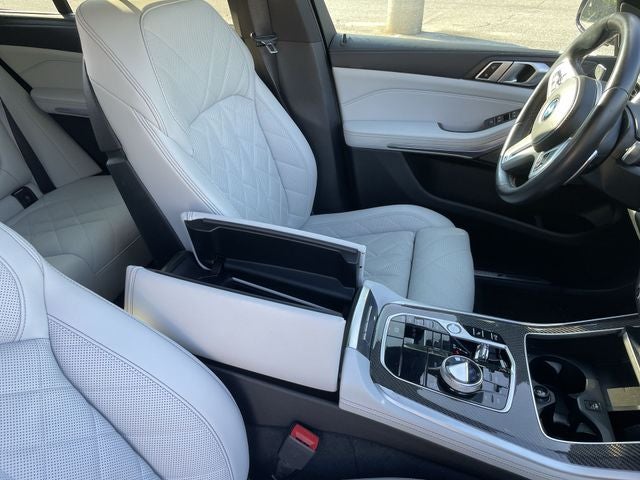 2024 BMW X5 M60i