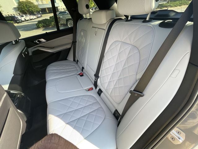 2024 BMW X5 M60i
