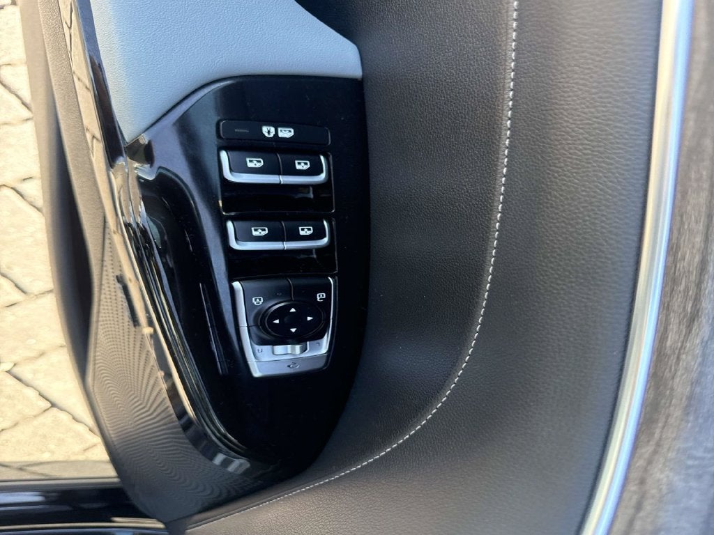 2022 Kia K5 EX