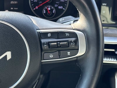 2022 Kia K5 EX