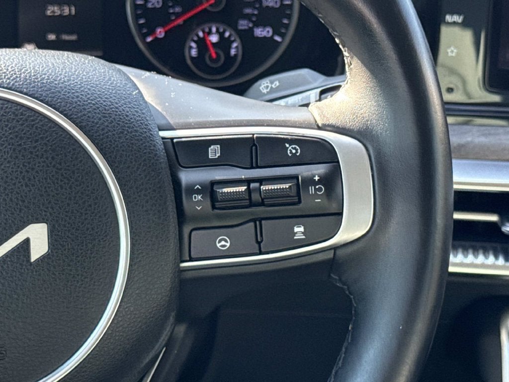 2022 Kia K5 EX