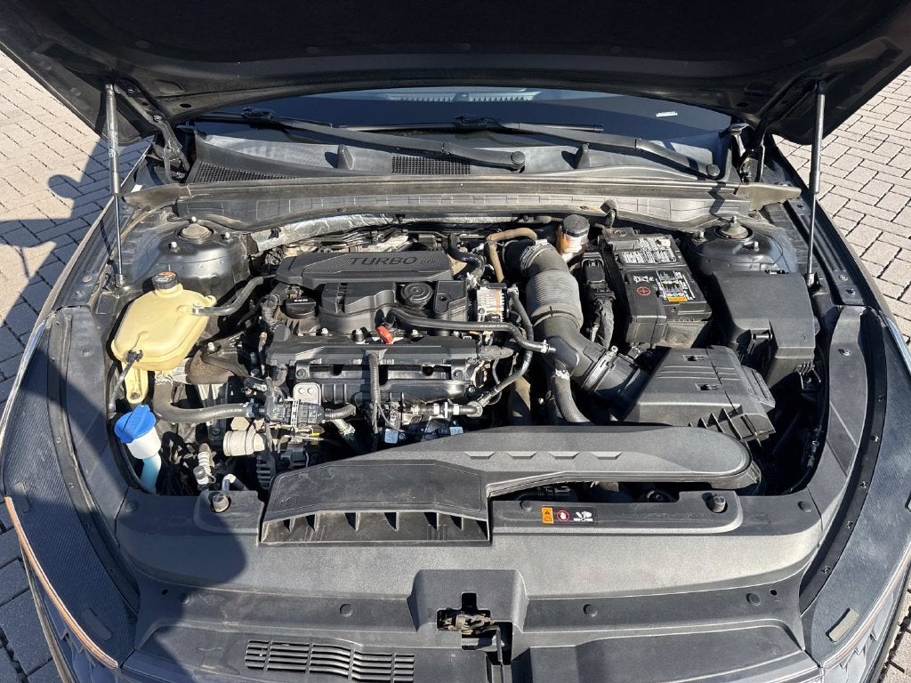 2022 Kia K5 EX