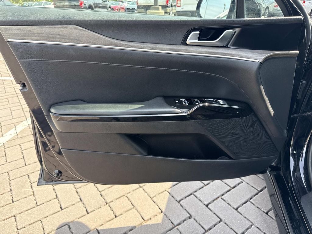 2023 Kia K5 EX