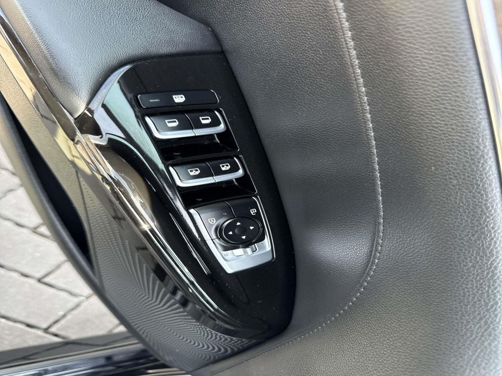 2023 Kia K5 EX