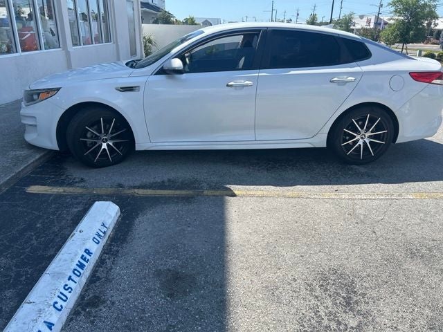 2018 Kia Optima LX