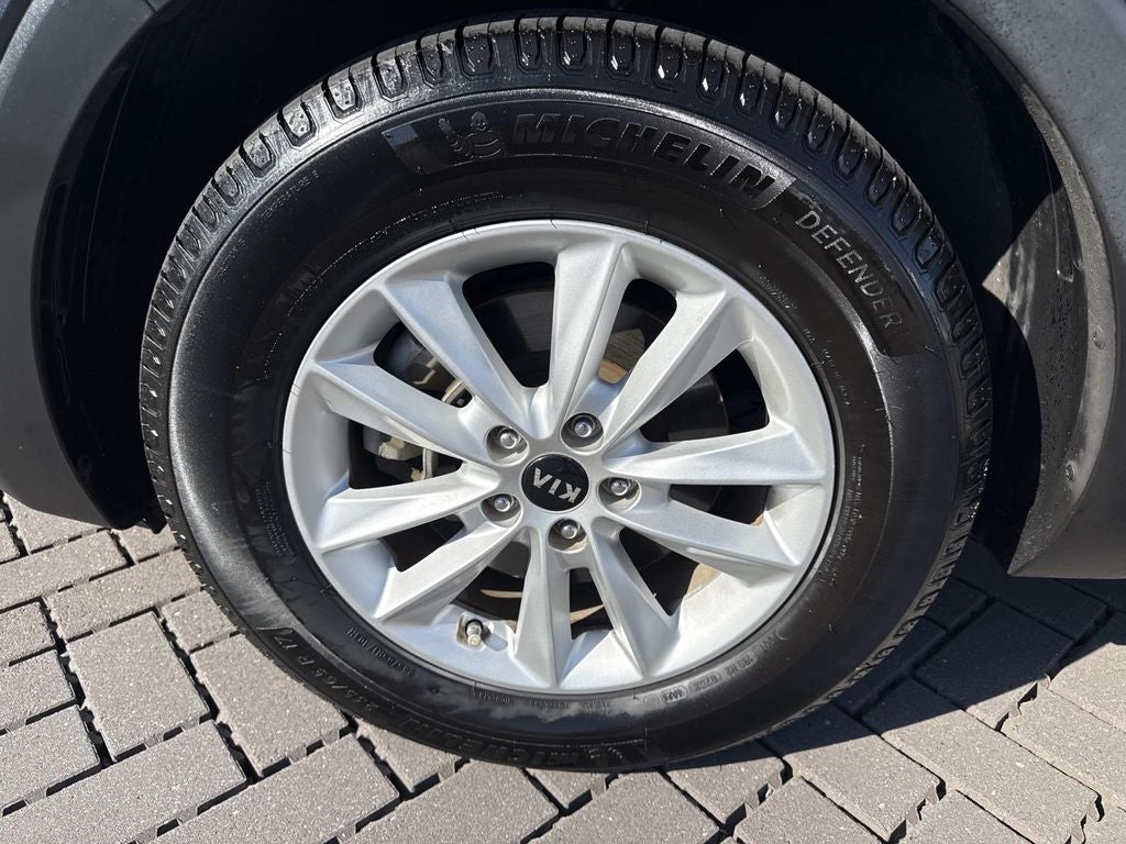 2020 Kia Sorento LX