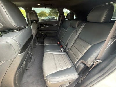 2016 Kia Sorento SX Limited